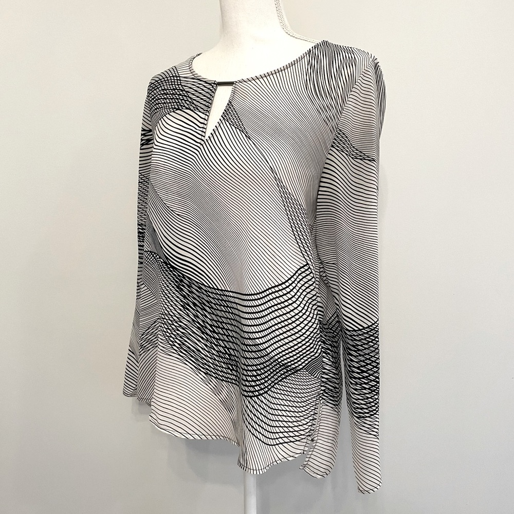 Want it FREE? Make a Bundle | Express Top | Size: Small